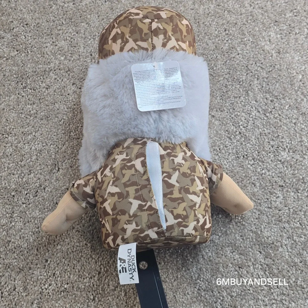 Duck Dynasty Si Robertson Talking Plush Camo Hat Beard A&E Commonwealth 2013